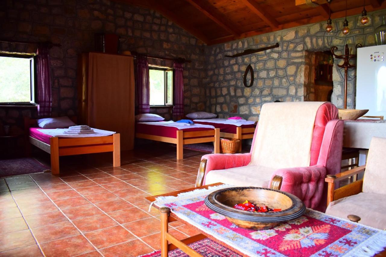 Rent House Orahovo Villa Virpazar Eksteriør billede