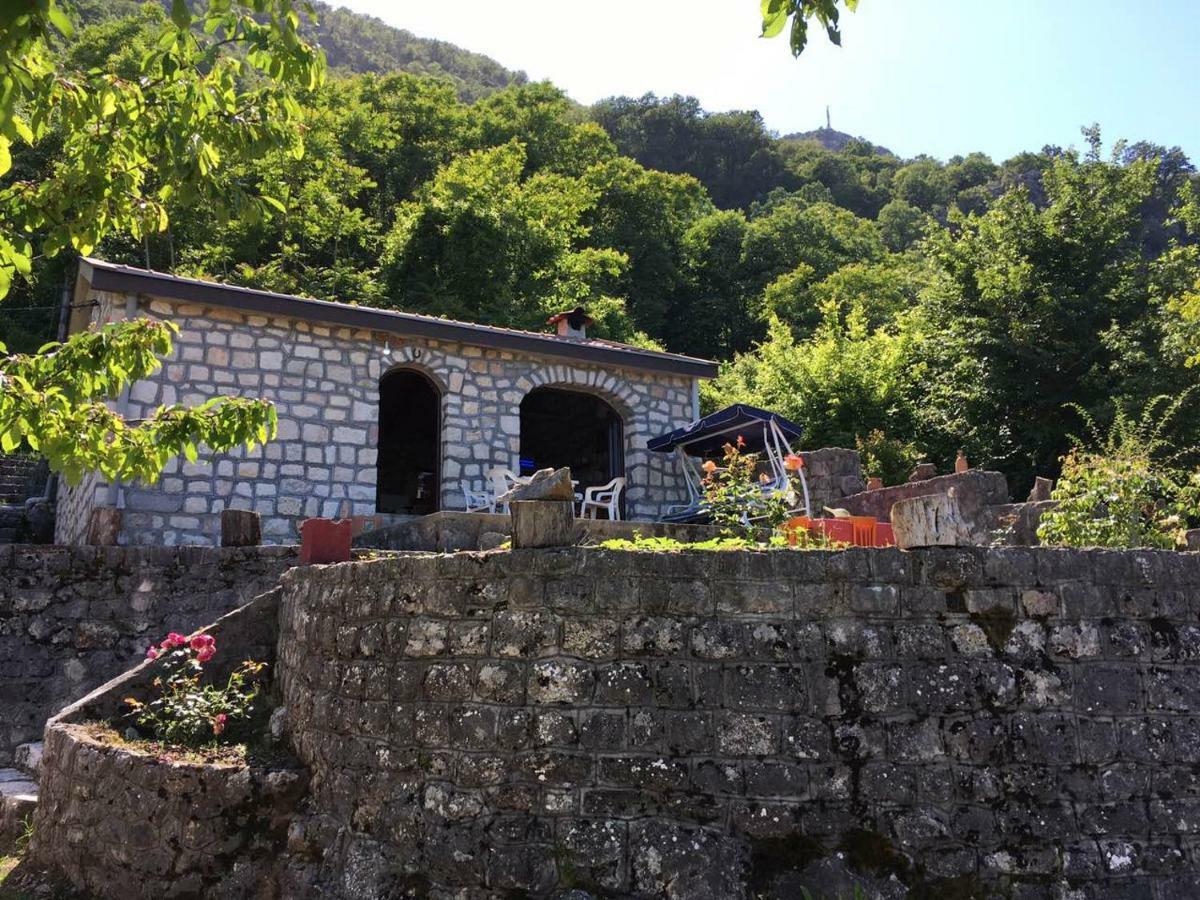 Rent House Orahovo Villa Virpazar Eksteriør billede
